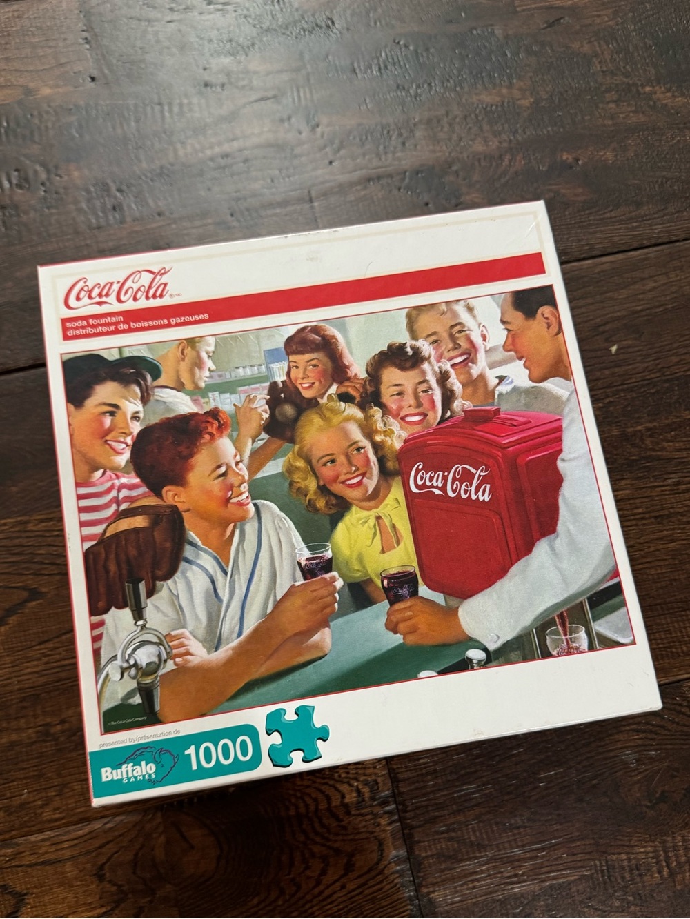Coca Cola Vintage Soda Fountain 1000 Piece Puzzle Red
